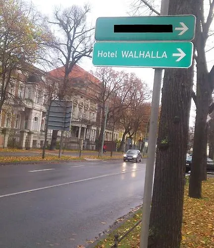 Walhalla Hotell 2*